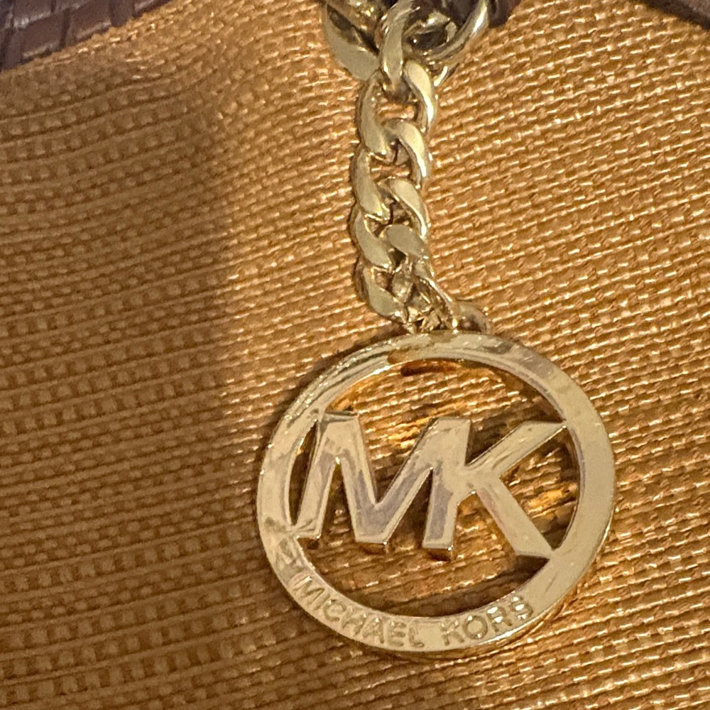 Michael Kors Gold Logo Chaim